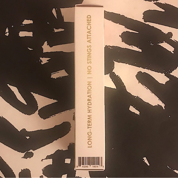 GrandeLips Hydrating Lip Plumper Gloss in Pumpkin Spice, 0.084 oz/ 2.4 g - Picture 9 of 11